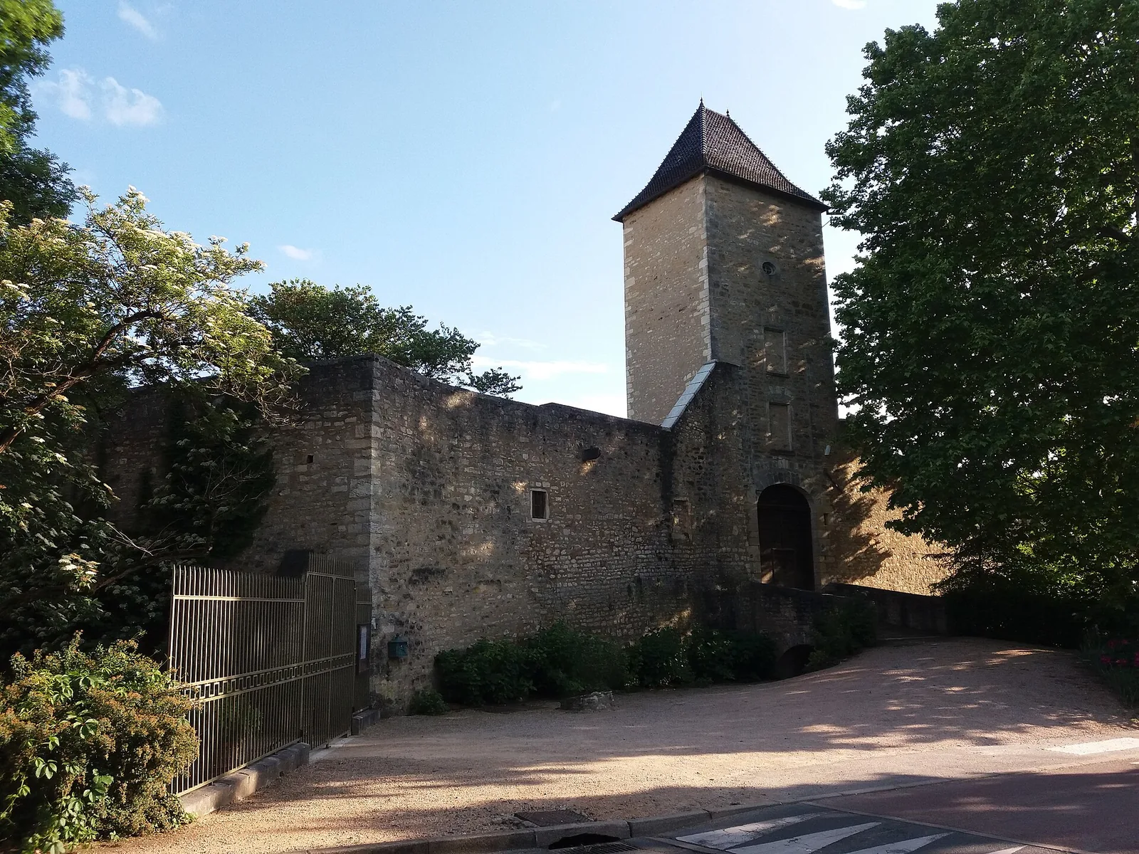 Ancien prieuré de La Bruyère dit château de La Bruyère