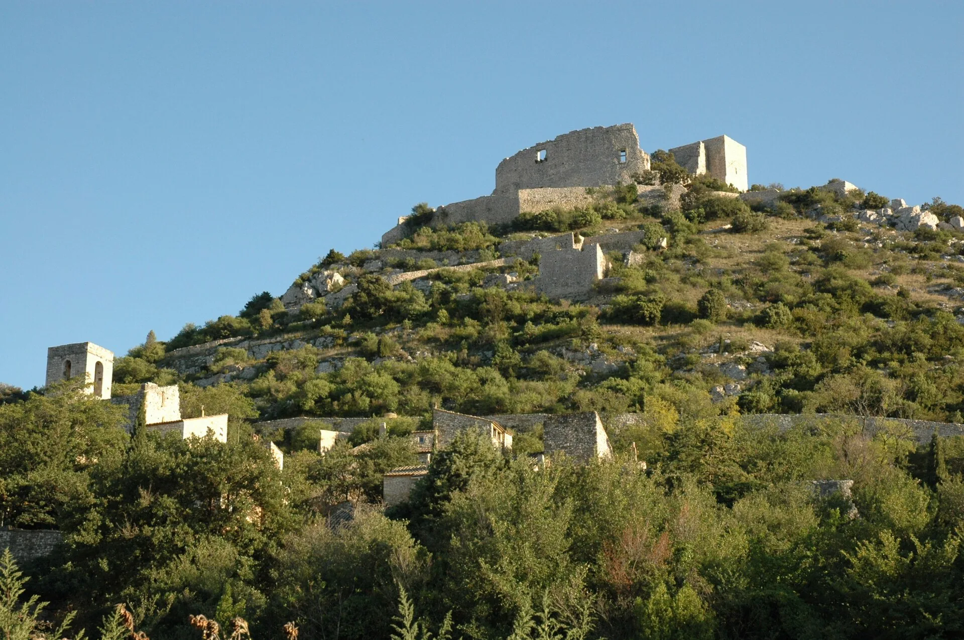 Castellas de Saint-Victor-la-Coste, Saint-Victor-la-Coste – Gard