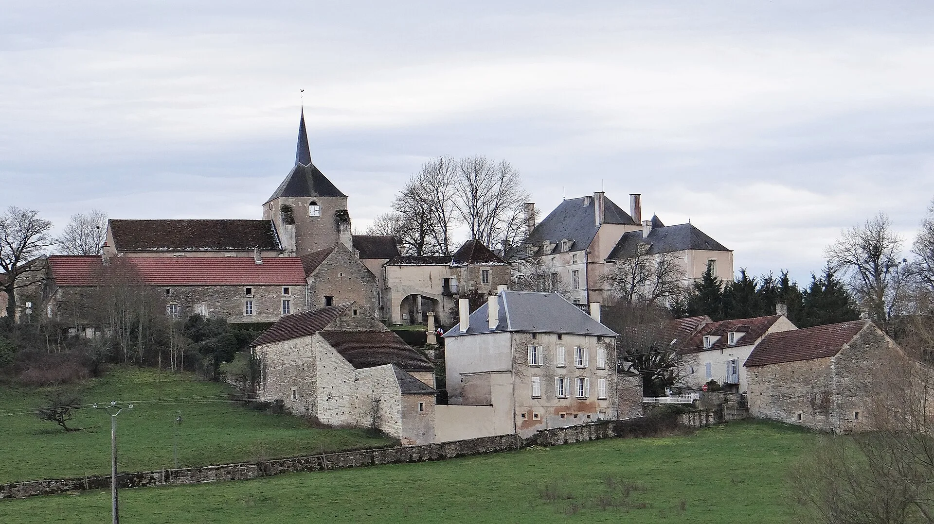 Château d'Anstrude, Bierry-les-Belles-Fontaines – Yonne
