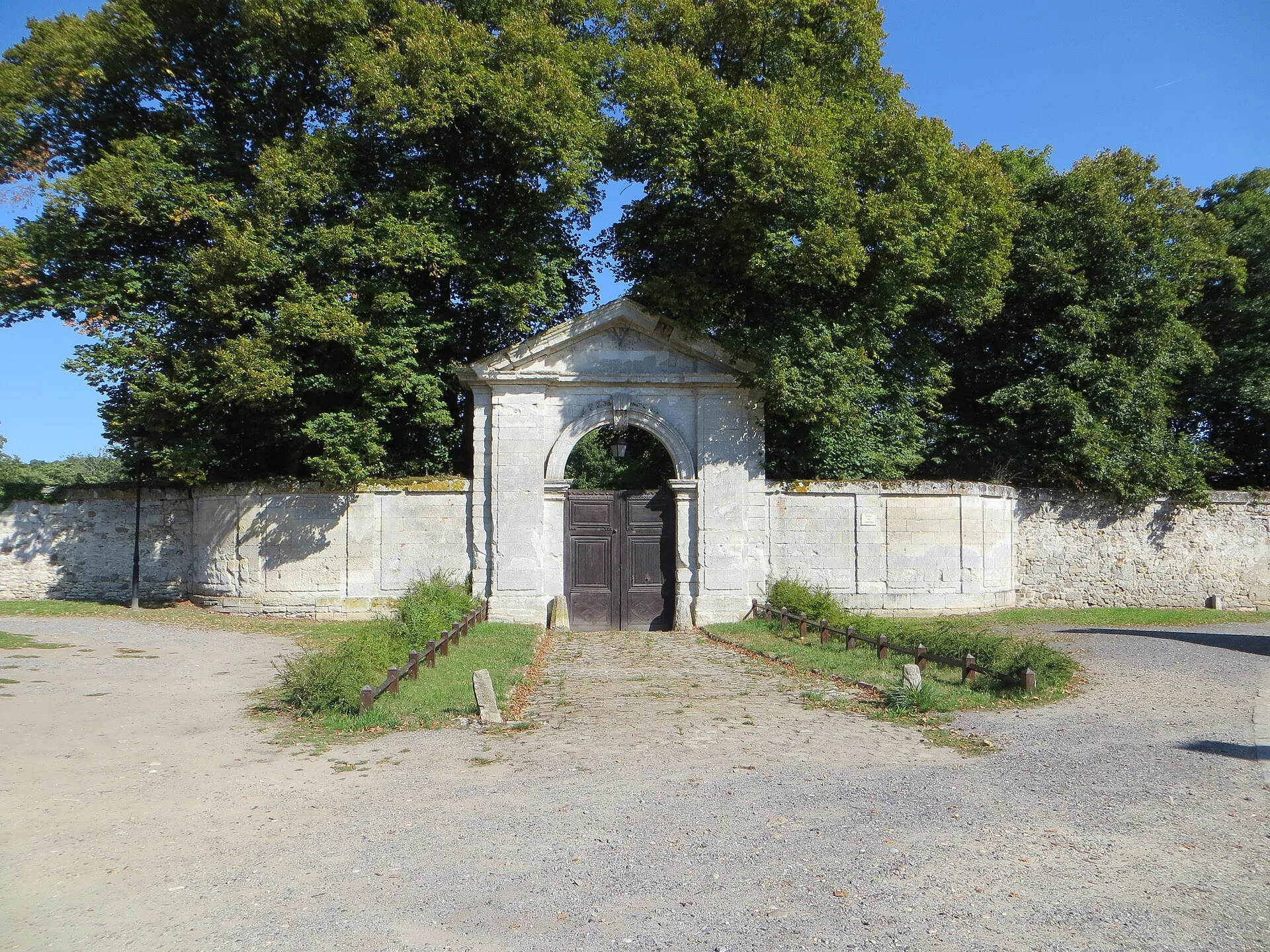 Château d'Ivors, Ivors – Oise
