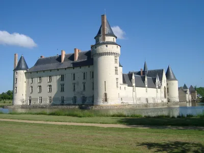 Château de Bours