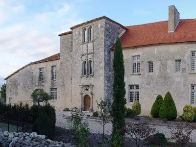 Château de Charmant