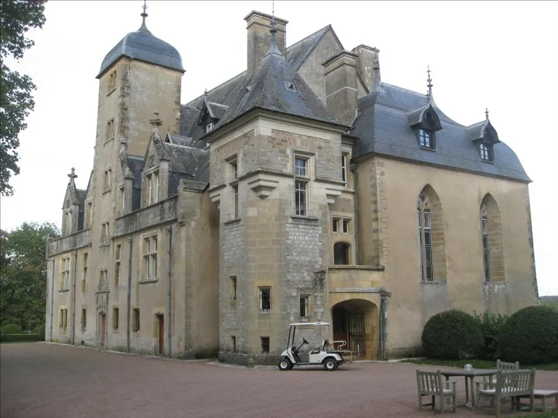 Château de Châtillon-en-Bazois, Châtillon-en-Bazois – Nièvre