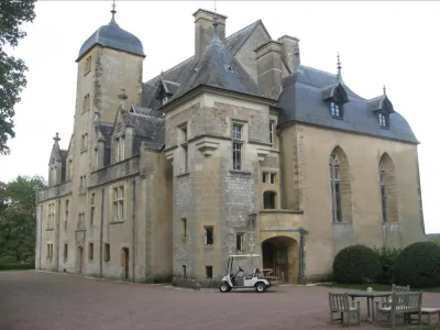 Château de Châtillon-en-Bazois