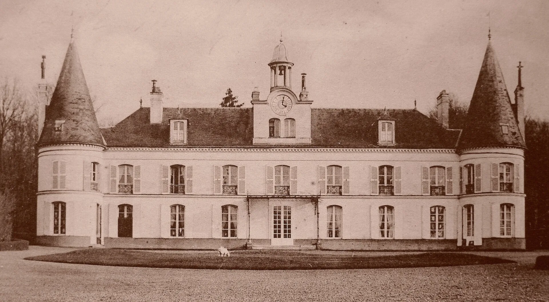 Château de Comteville, Dreux – Eure-et-Loir