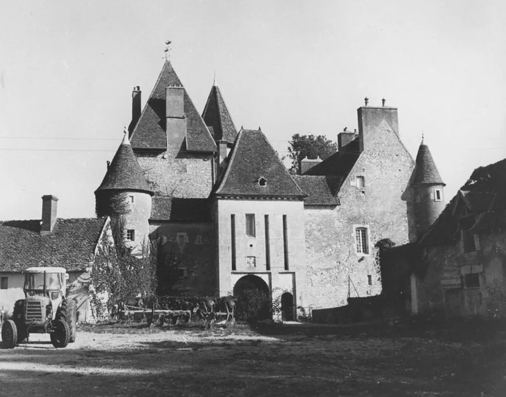 Château de Corcelles-les-Arts