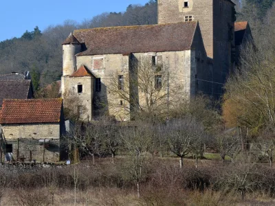 Château de Courcelles-lès-Montbard