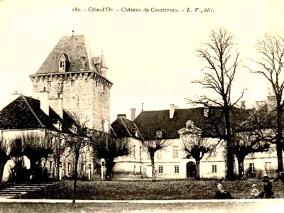 Château de Courtivron