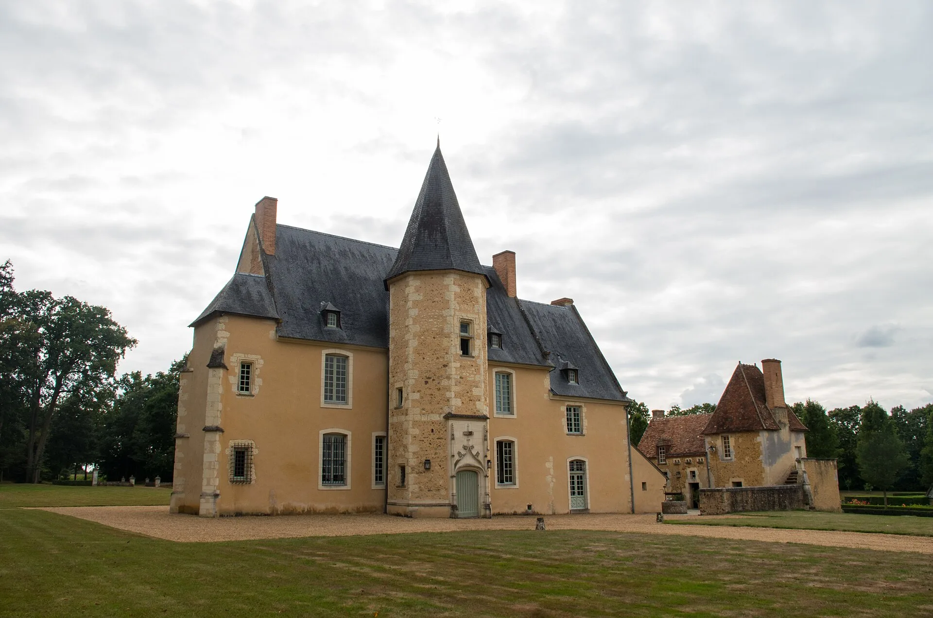 Château de Dehault, Dehault – Sarthe