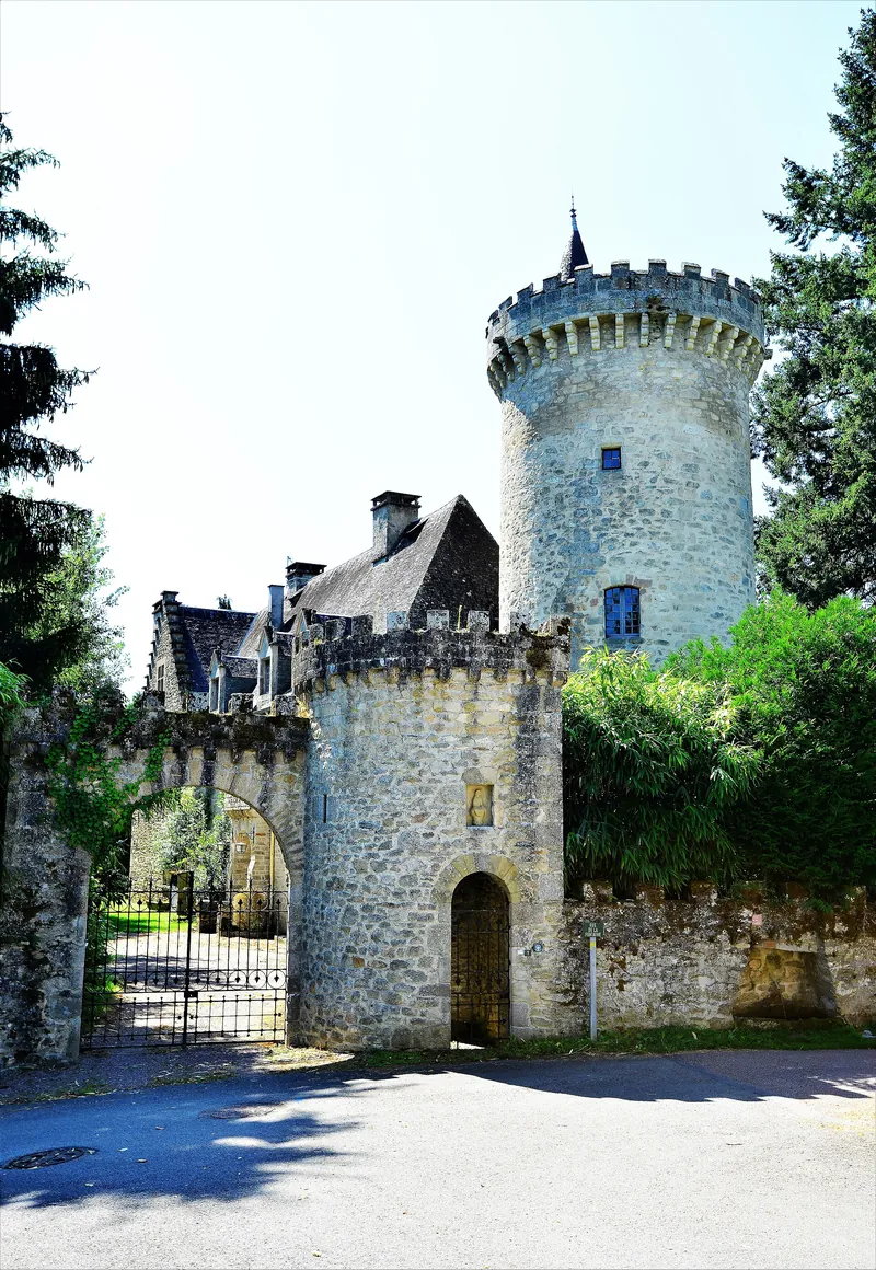 Château de Favars