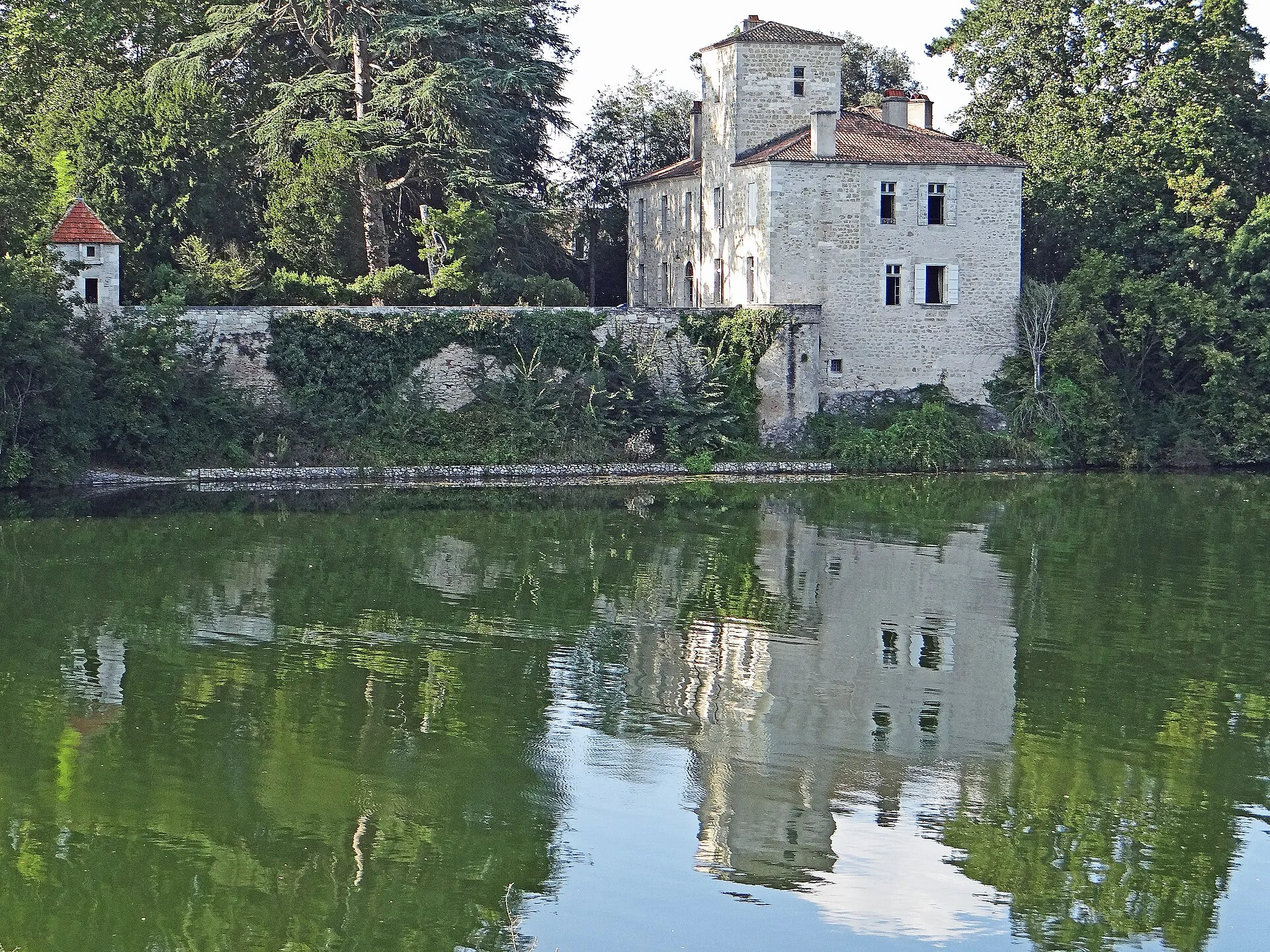 Château de Ferrassou, Saint-Sylvestre-sur-Lot – Lot-et-Garonne