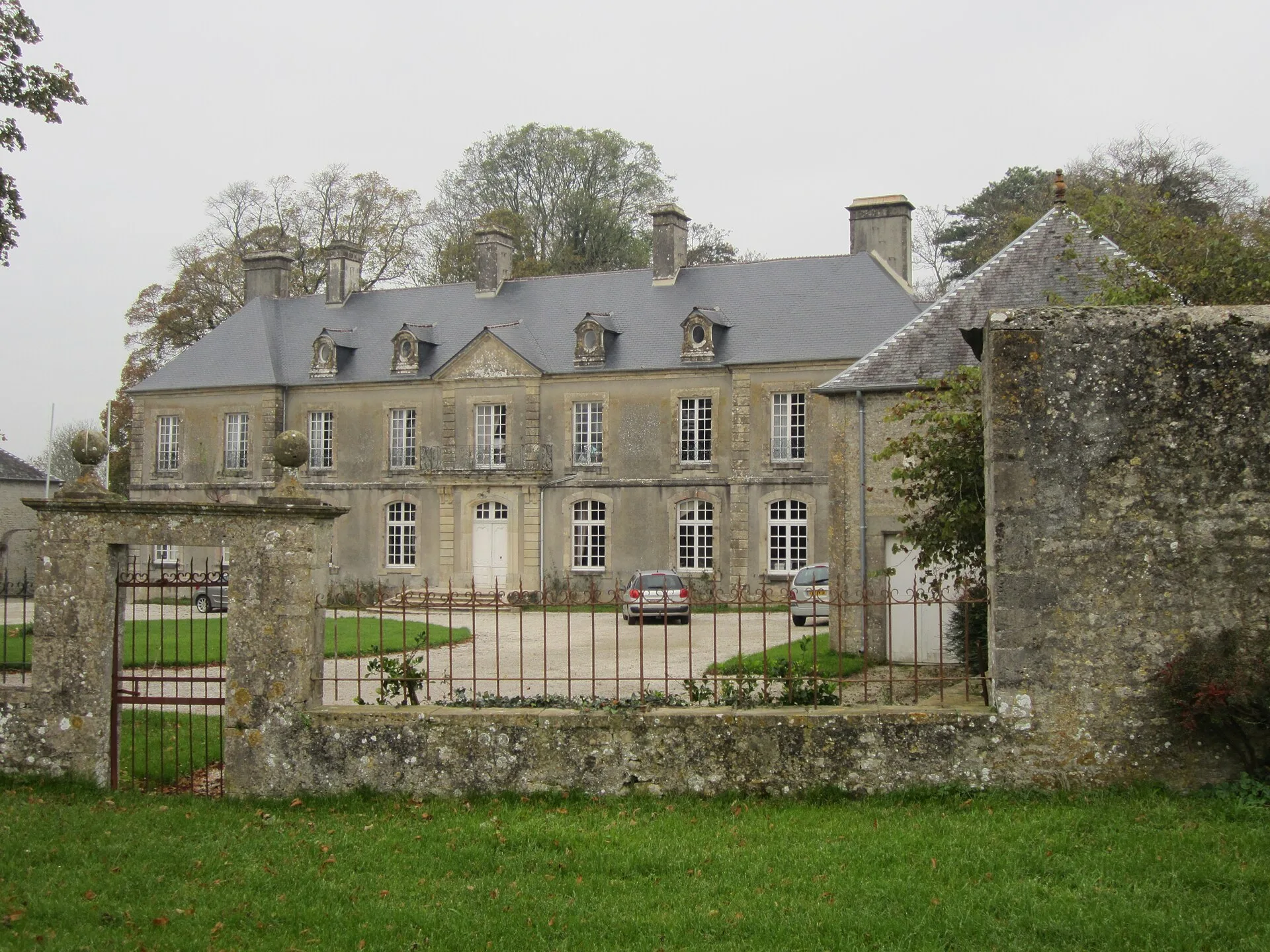 Château de Grandval, Neuville-au-Plain – Manche