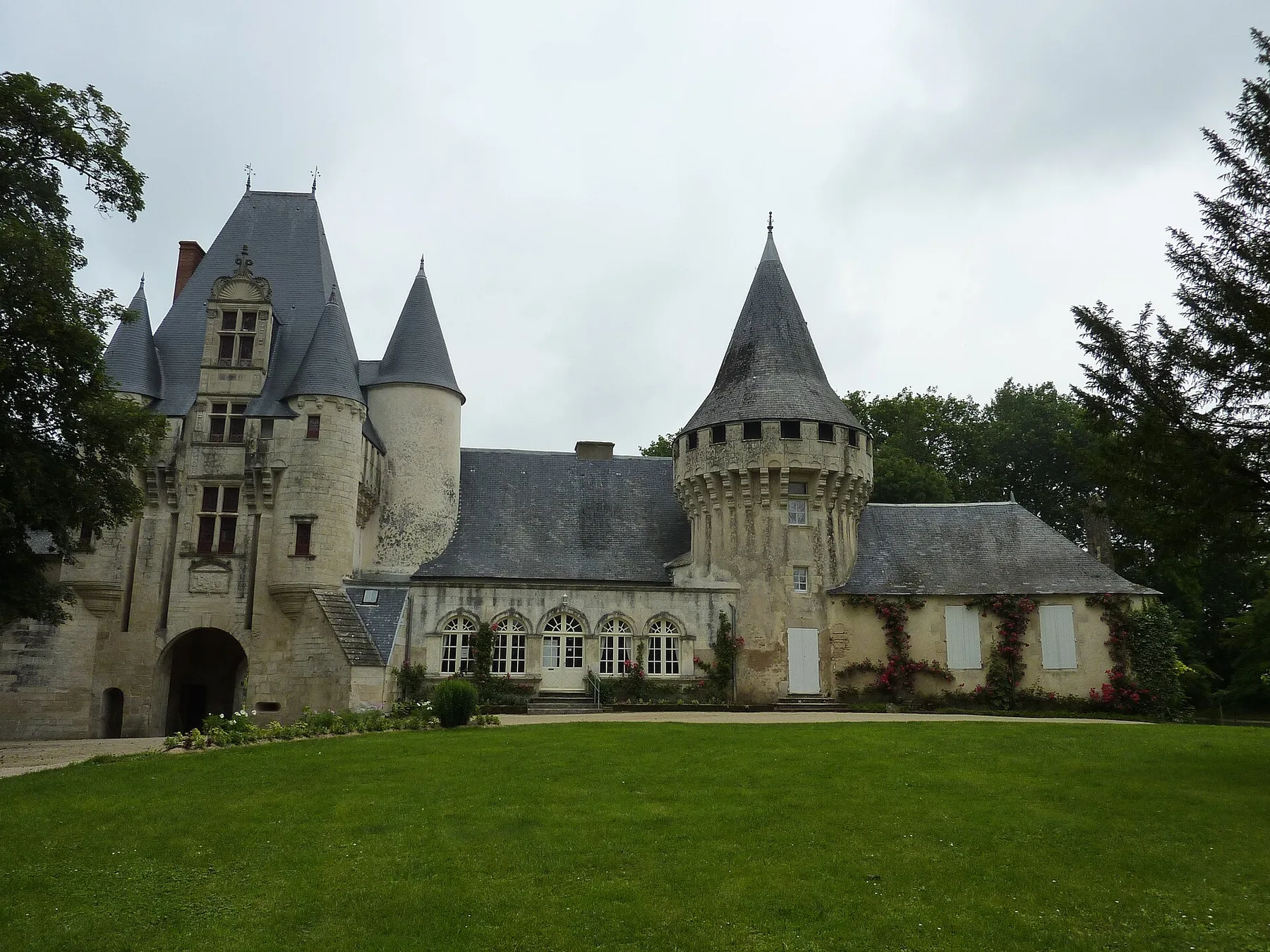 Château de Javarzay, Chef-Boutonne – Deux-Sèvres