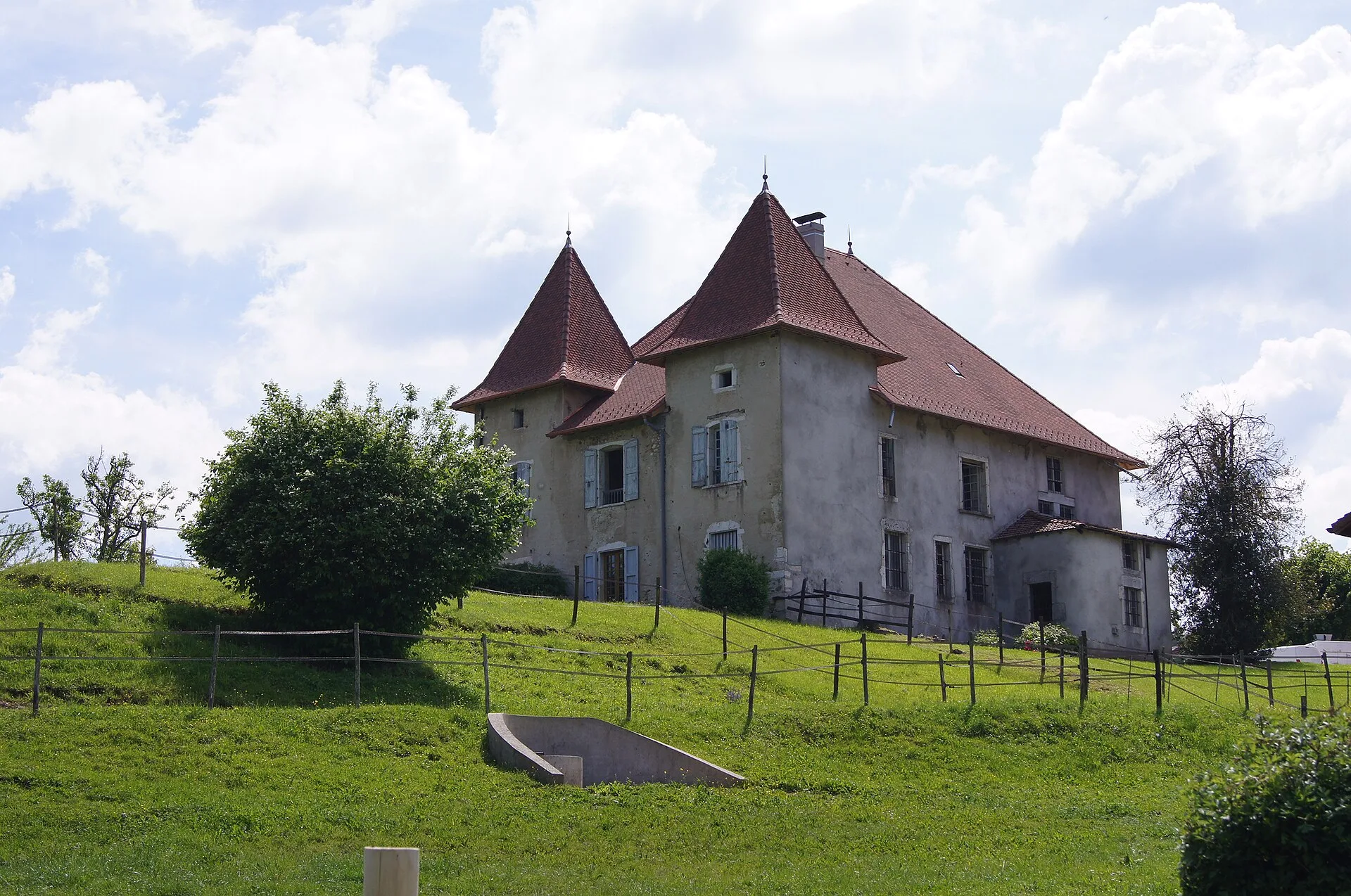 Château de l'Etergne, Saint-Geoire-en-Valdaine – Isère
