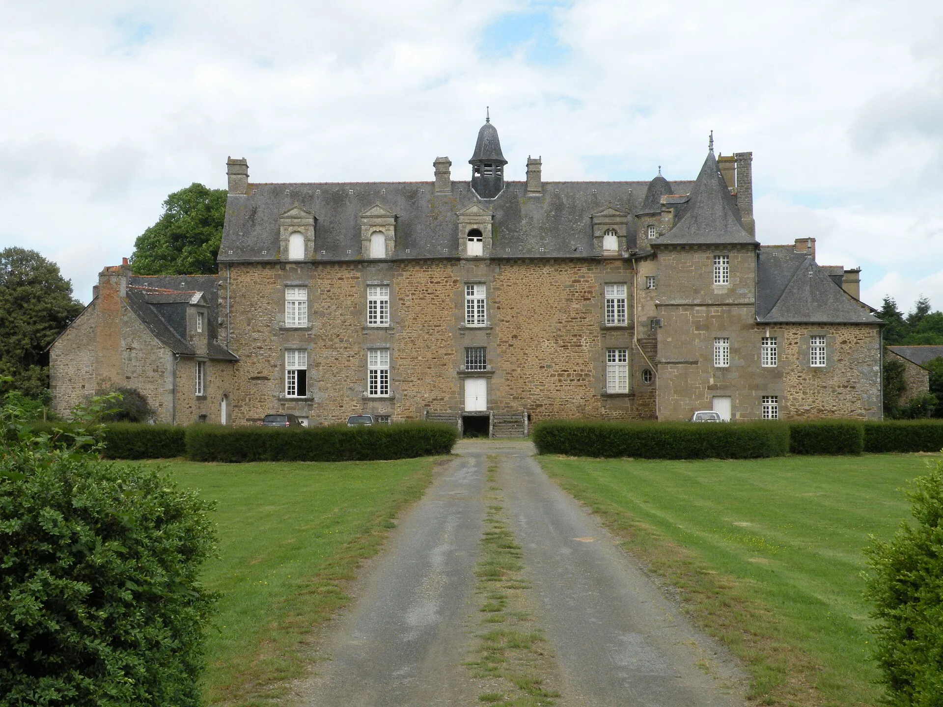 Château de La Chapelle-aux-Filtzméens, La Chapelle-aux-Filtzméens – Ille-et-Vilaine