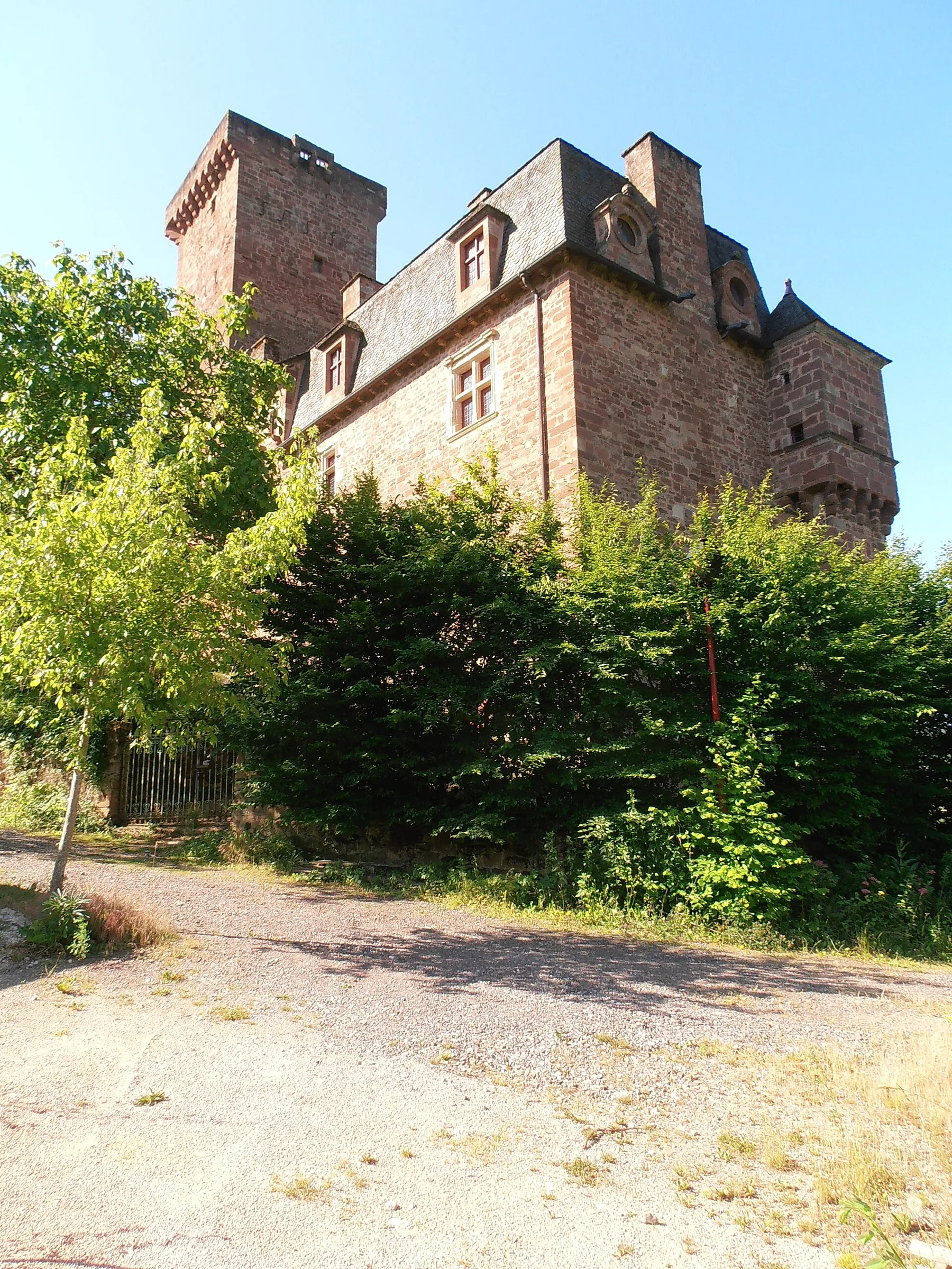 Château de la Servairie, Mouret – Aveyron