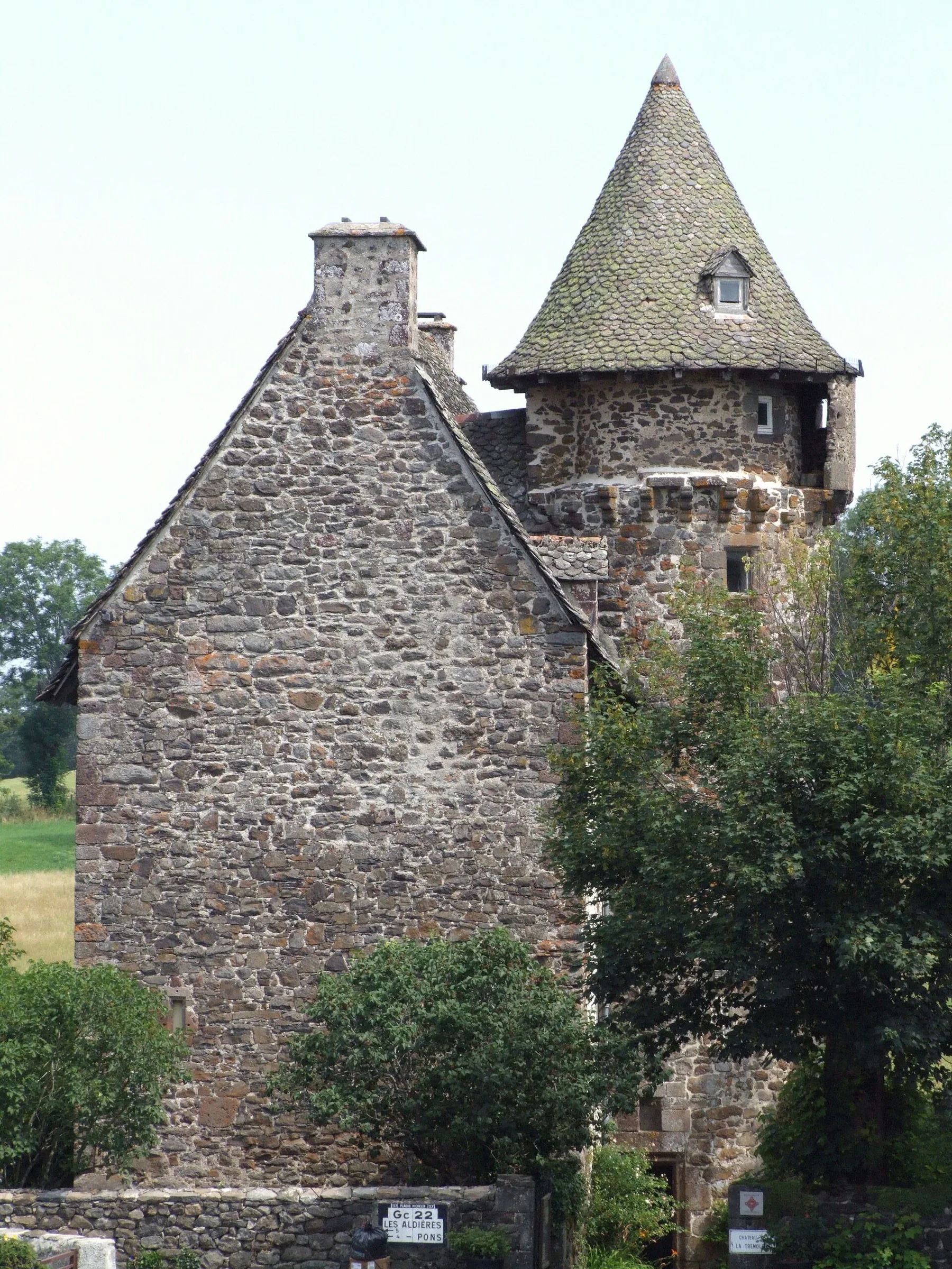 Château de La Trémolière, Anglards-de-Salers – Cantal