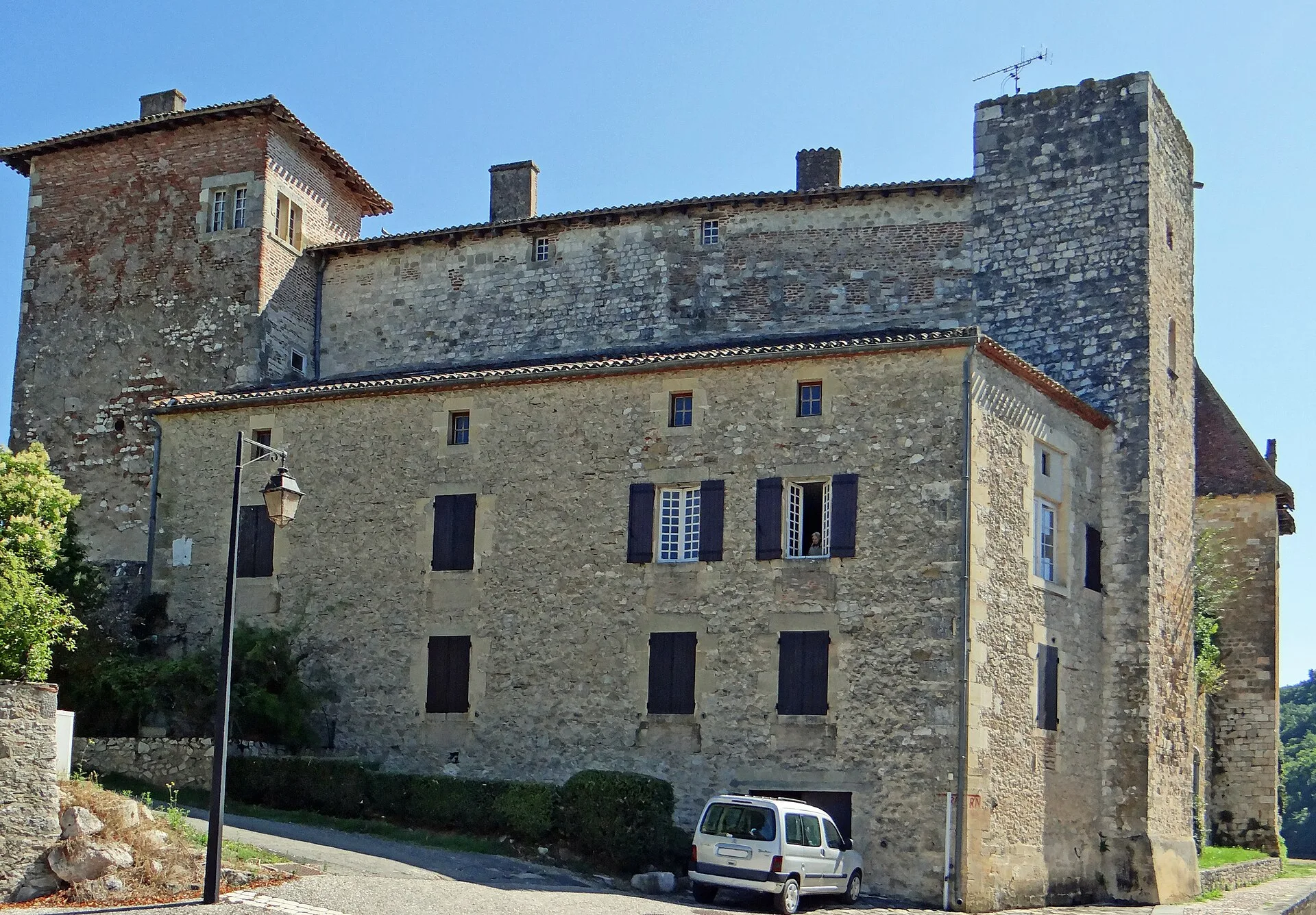 Château de Lustrac, Trentels – Lot-et-Garonne