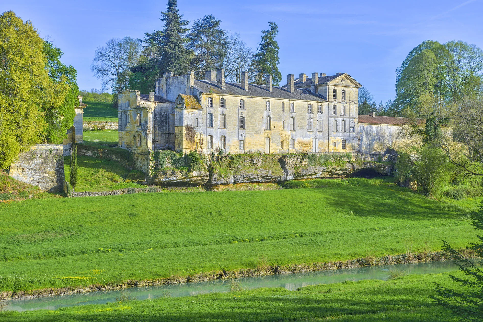 Château de Luzier