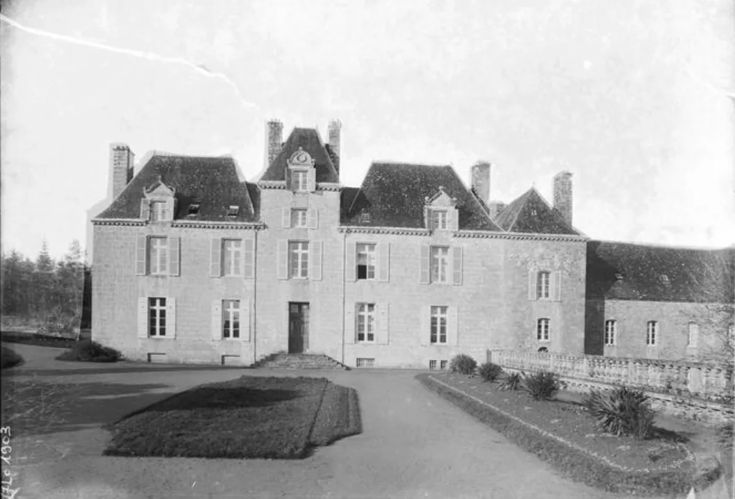 Château de Menoray, Locmalo – Morbihan