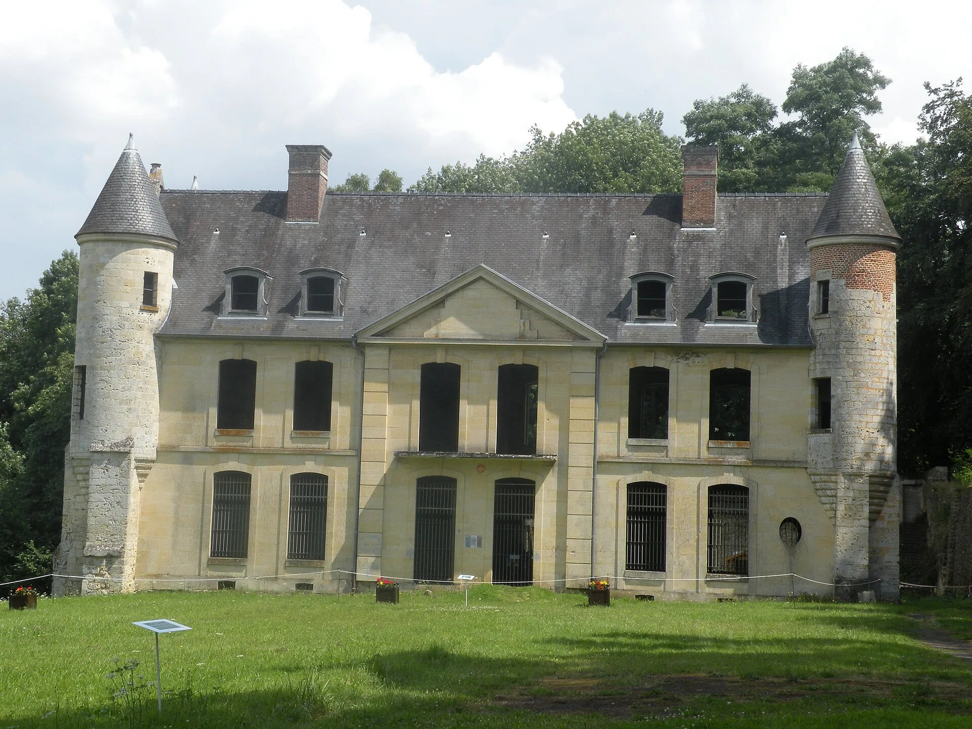 Château de Merlemont, Warluis – Oise