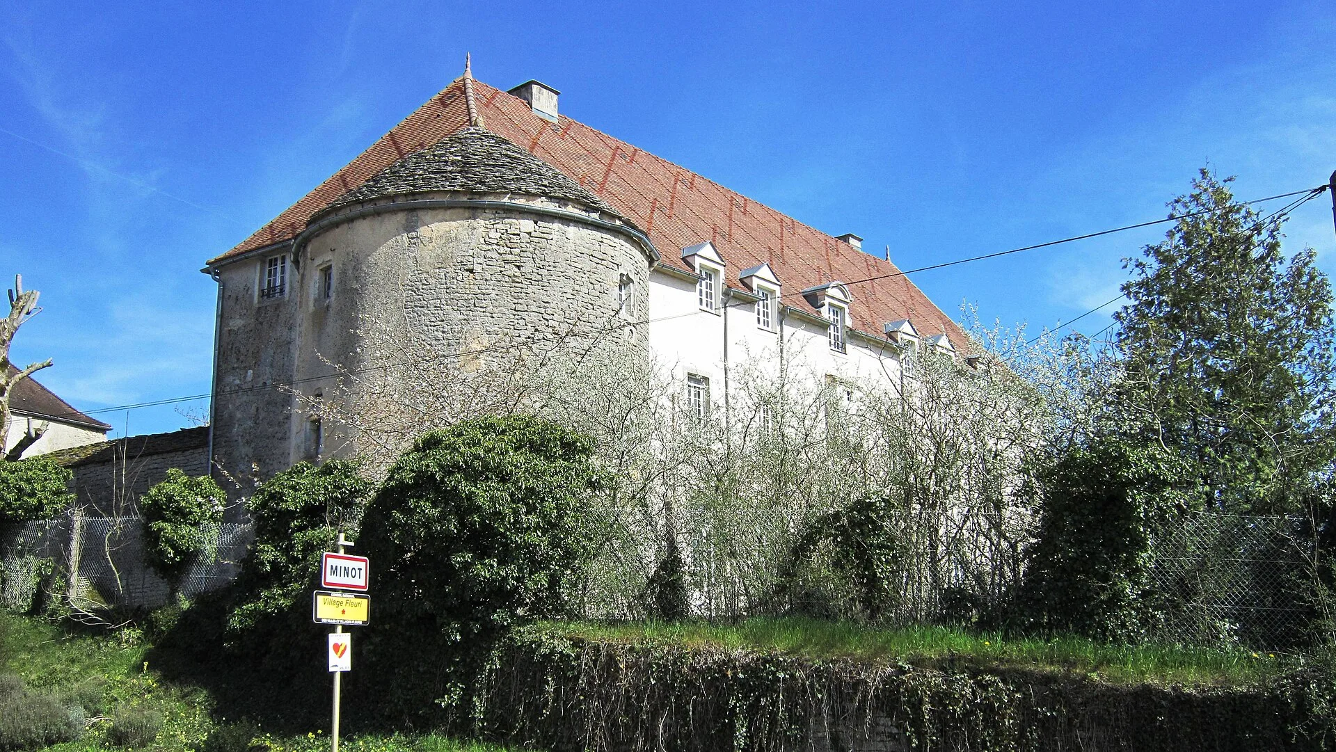 Château de Minot