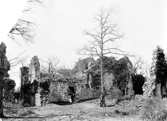 Château de Montaiguillon, Louan-Villegruis-Fontaine – Seine-et-Marne