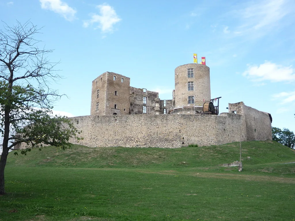 Château de Montrond, Montrond-les-Bains – Loire
