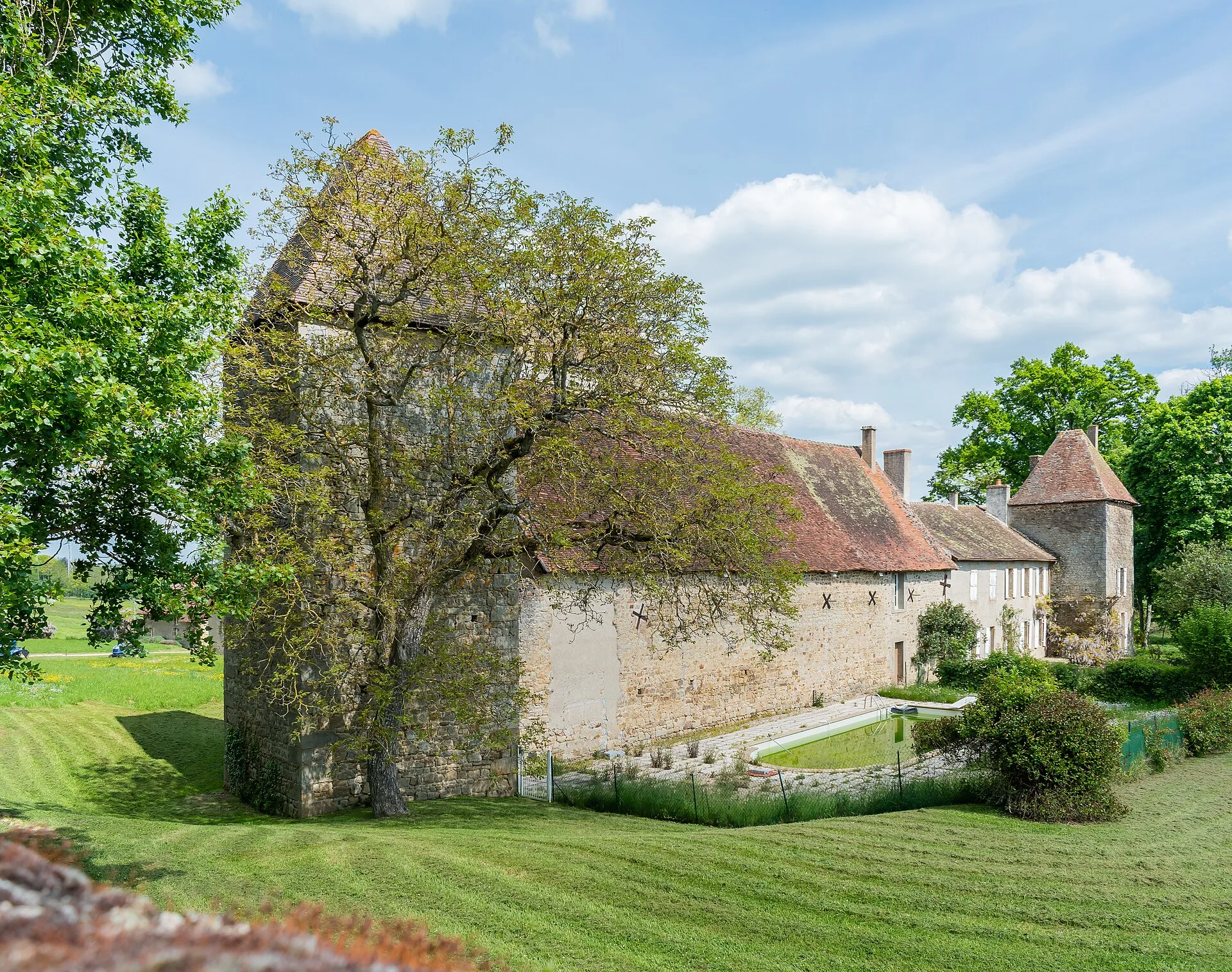 Château de Noyant-d'Allier