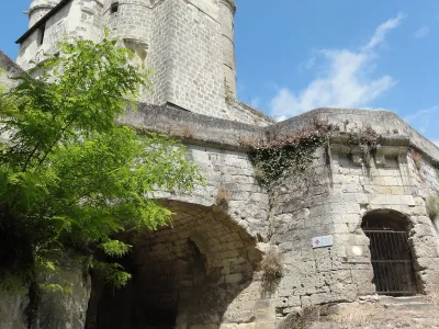 Château de Pernant