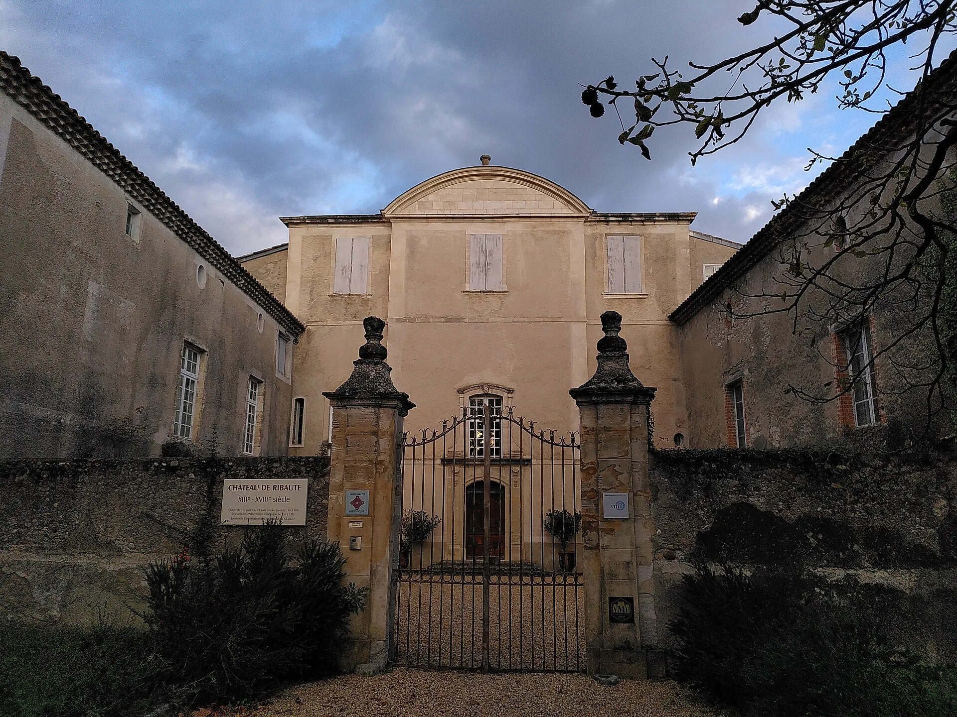 Château de Ribaute, Ribaute-les-Tavernes – Gard