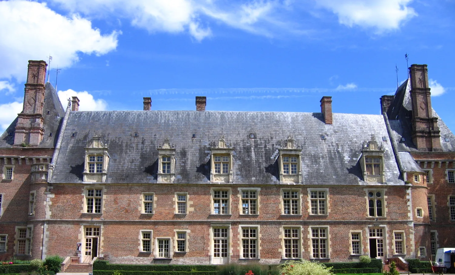 Château de Saint-Amand-en-Puisaye, Saint-Amand-en-Puisaye – Nièvre