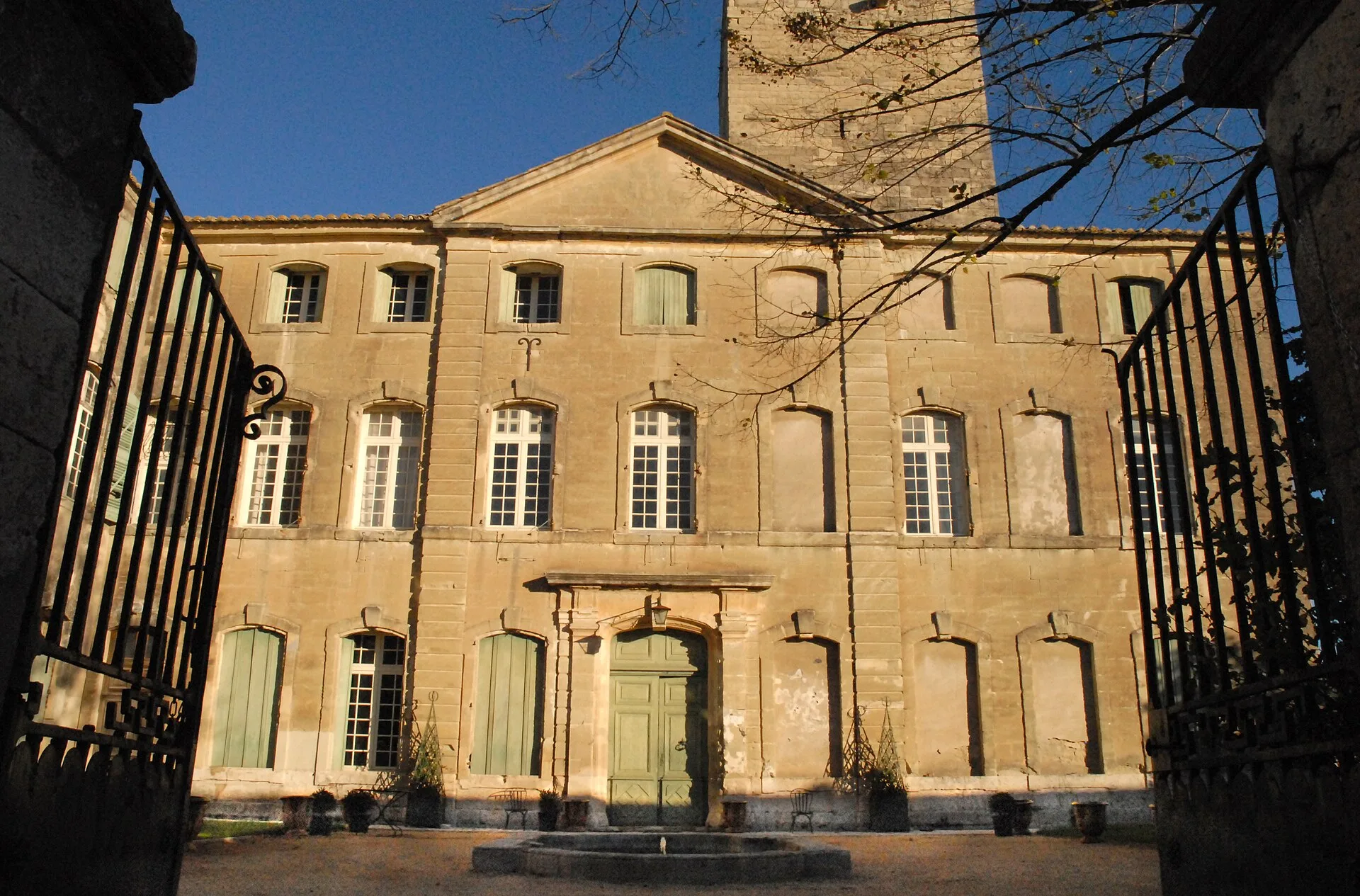 Château de Sanilhac, Sanilhac-Sagriès – Gard