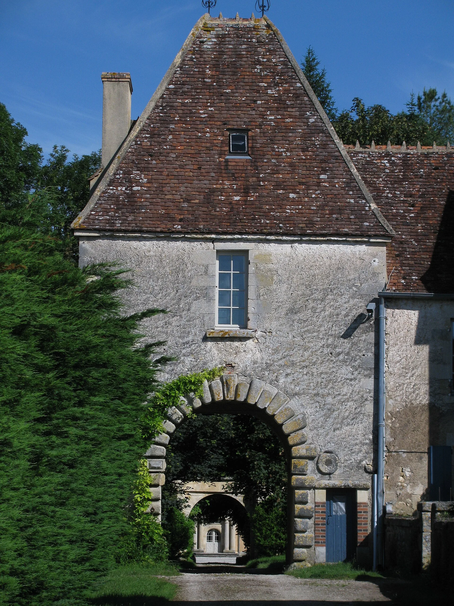Château de Sauvages, Beaumont-la-Ferrière – Nièvre