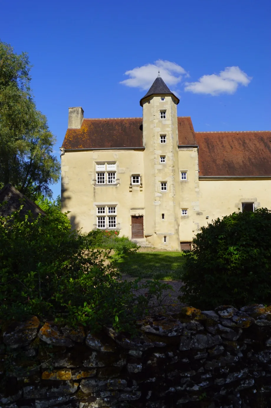 Château de Tâches, Saint-Parize-le-Châtel – Nièvre
