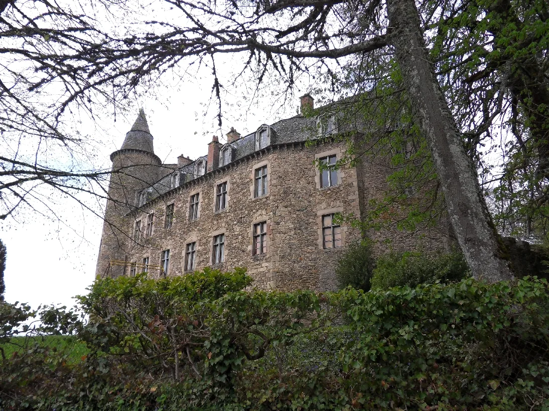 Château de Vézins-de-Lévézou