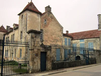 Château de Villaines-en-Duesmois