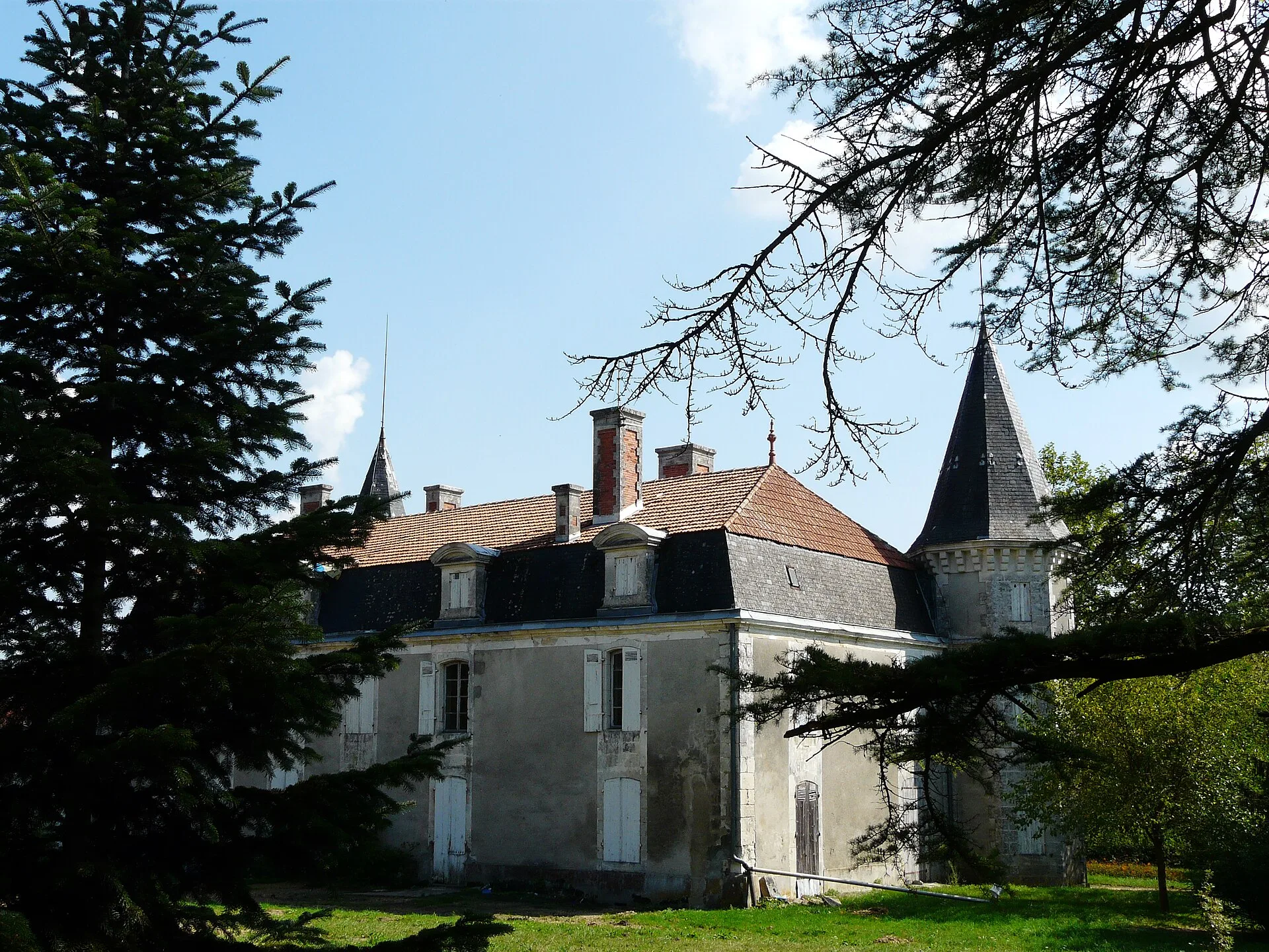 Château des Chauveaux, Douzillac – Dordogne