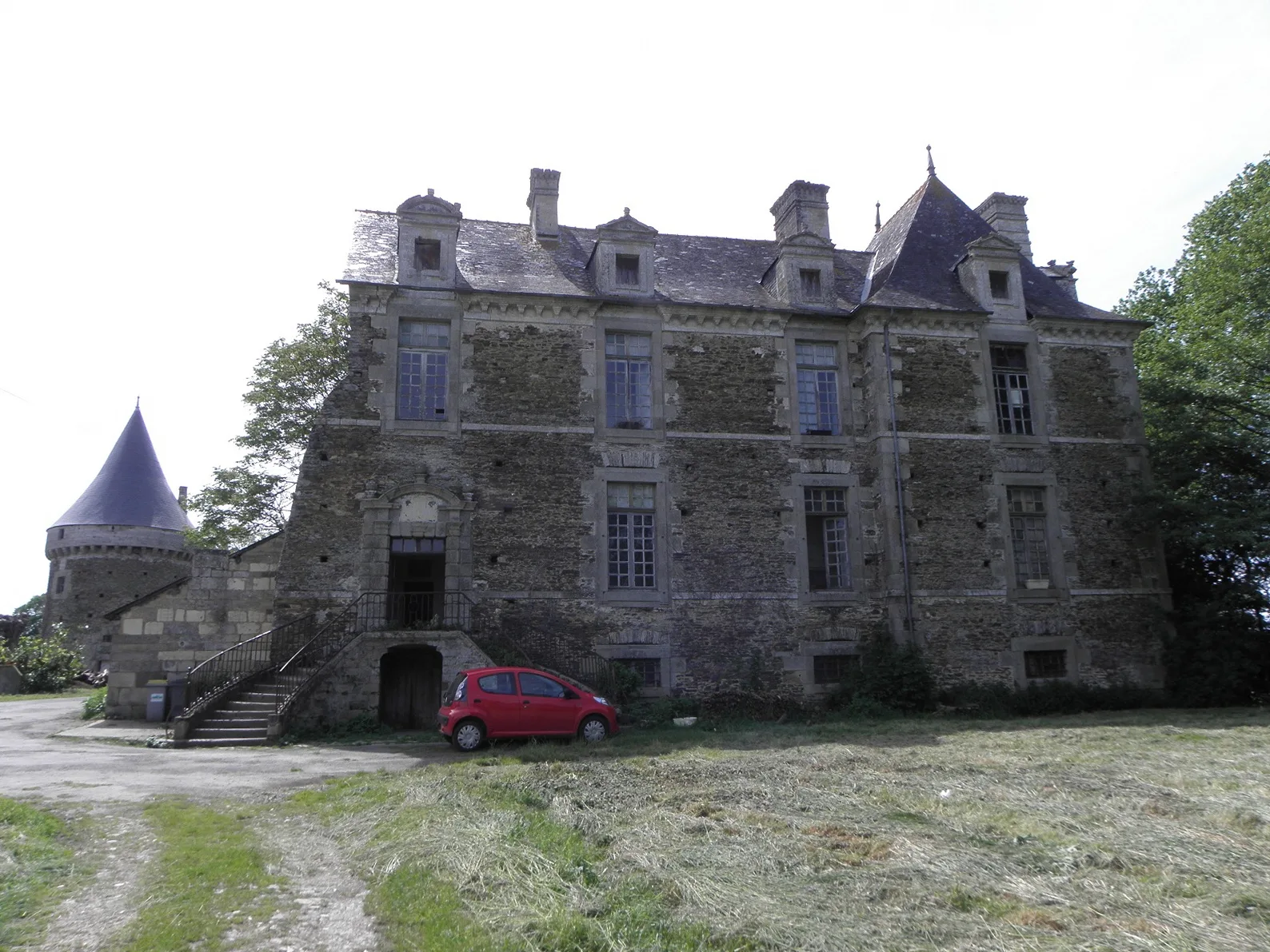 Château du Lou-du-Lac, La Chapelle du Lou du Lac – Ille-et-Vilaine