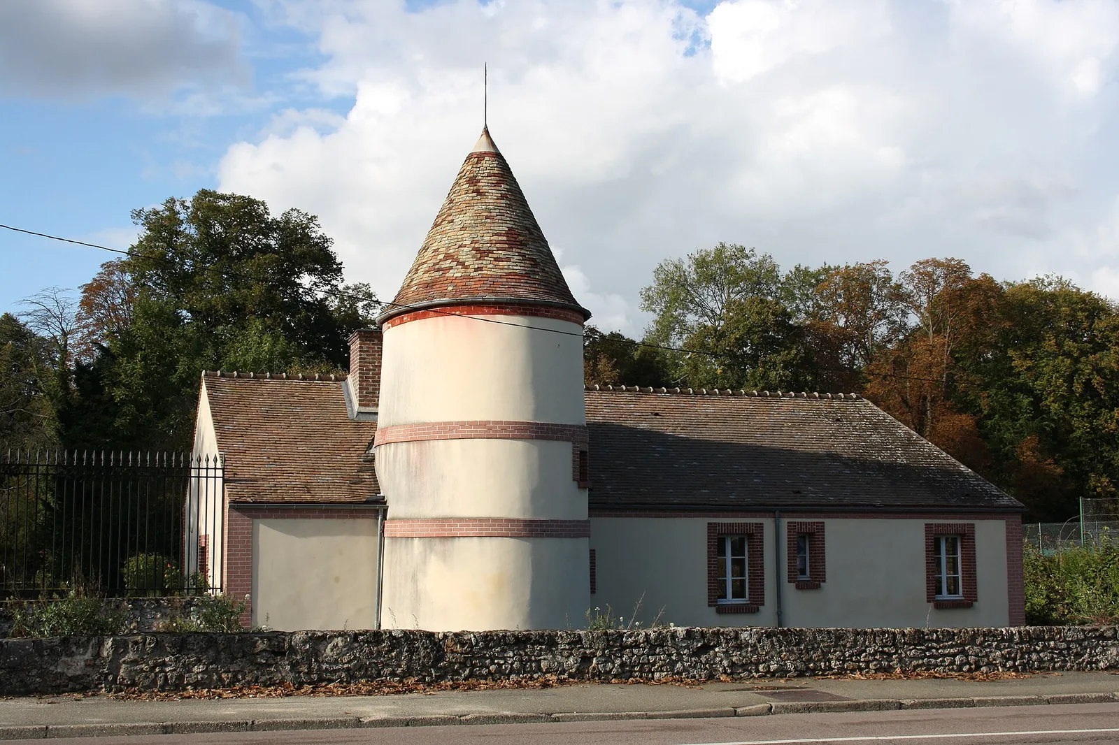 Château du Mesnil, Le Mesnil-Saint-Denis – Yvelines