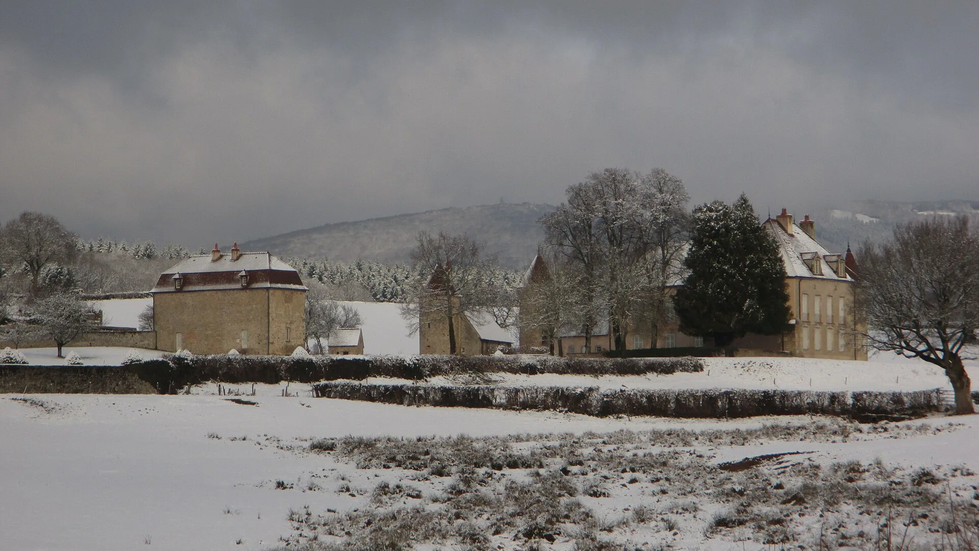 Château du Mousseau, Poil – Nièvre