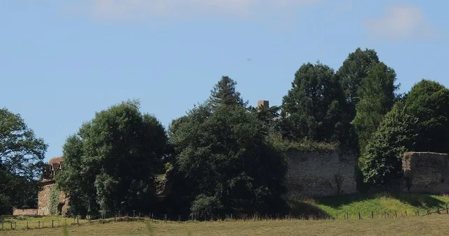 Château du Vieux-Lavardin, Mézières-sous-Lavardin – Sarthe