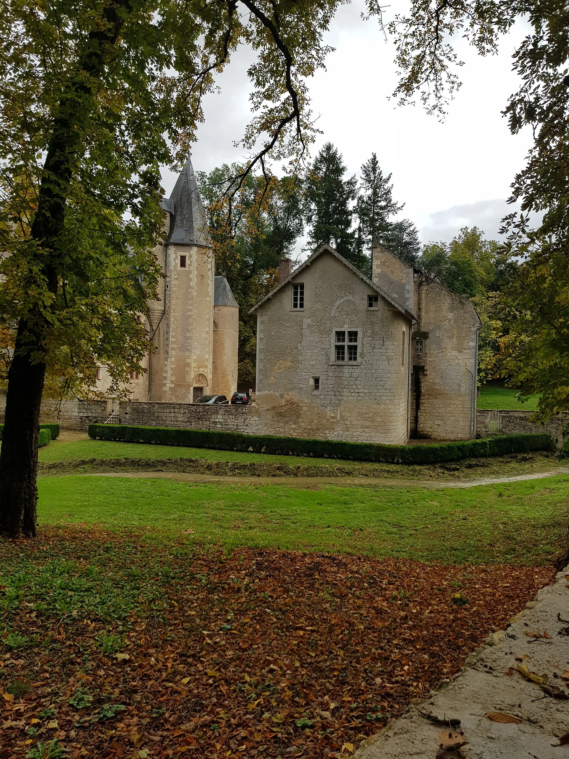 Château du Vieux Moulin, Vielmanay – Nièvre