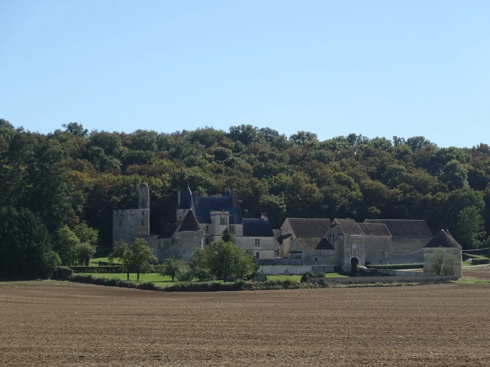 Domaine du château de Faulin, Lichères-sur-Yonne – Yonne