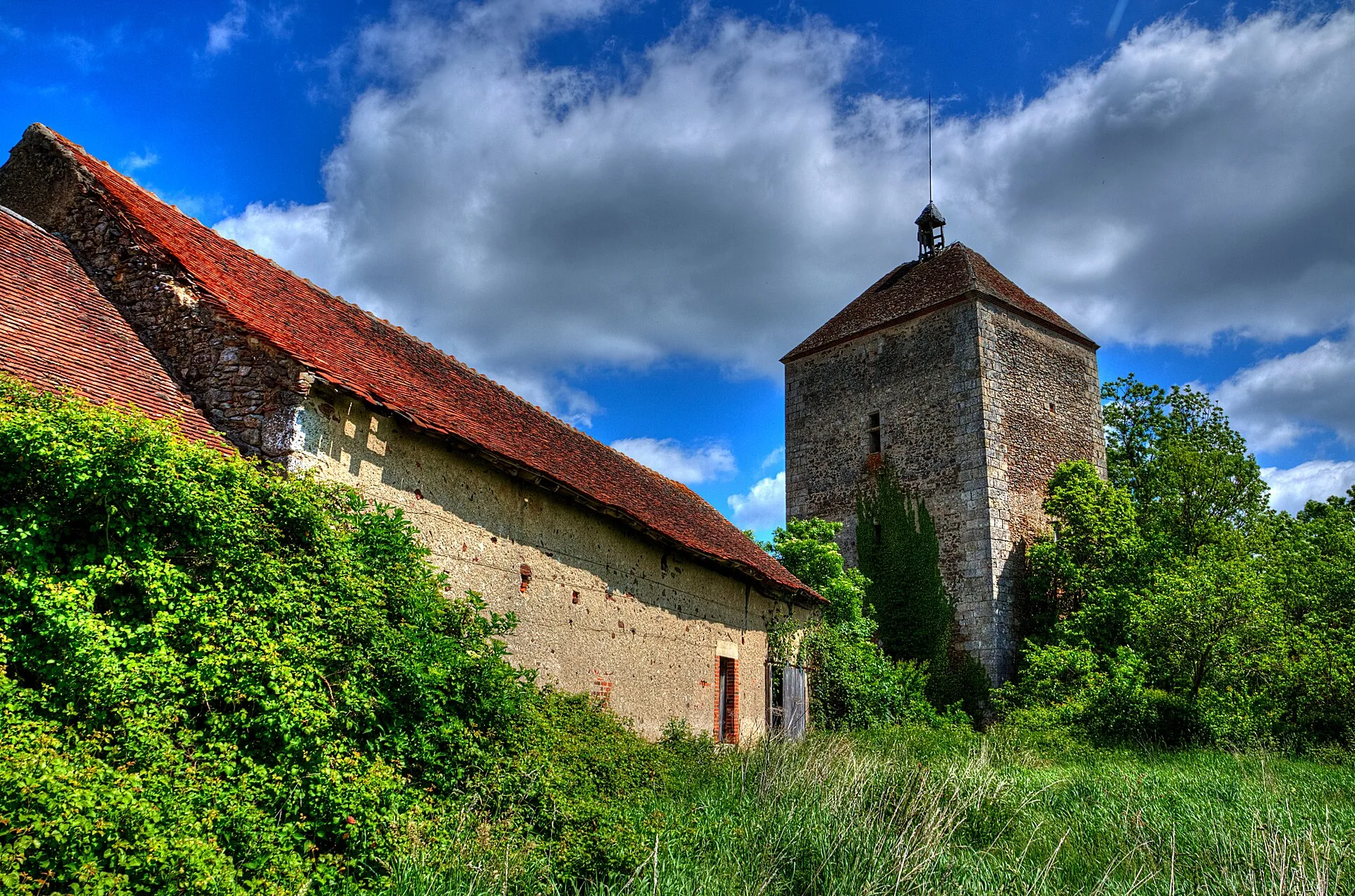 Donjon de Chenillat
