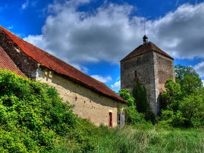 Donjon de Chenillat