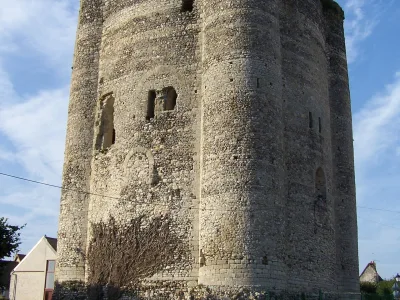 Donjon de Houdan