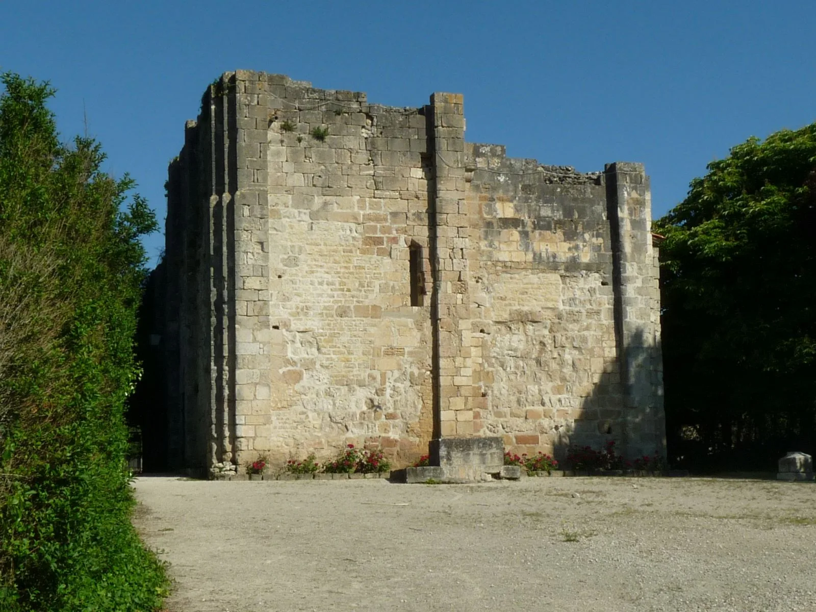 Donjon de Montignac-Charente