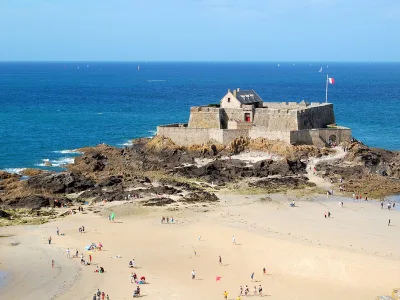 Fort National