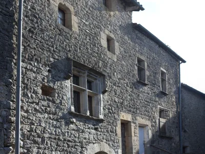 Fort villageois de Saint-Jean-d'Alcas